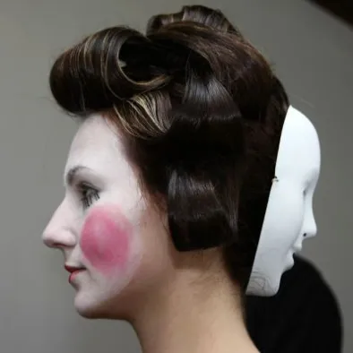 Profesionalno striženje in stilizacija v studiu Maja